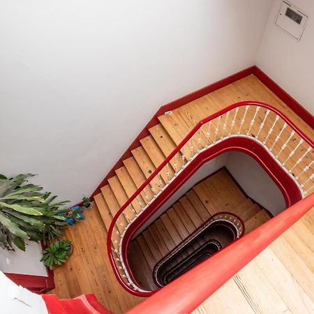 Апартаменти Guestready - Rare Terrace Apt, Historic Center Лісабон Екстер'єр фото