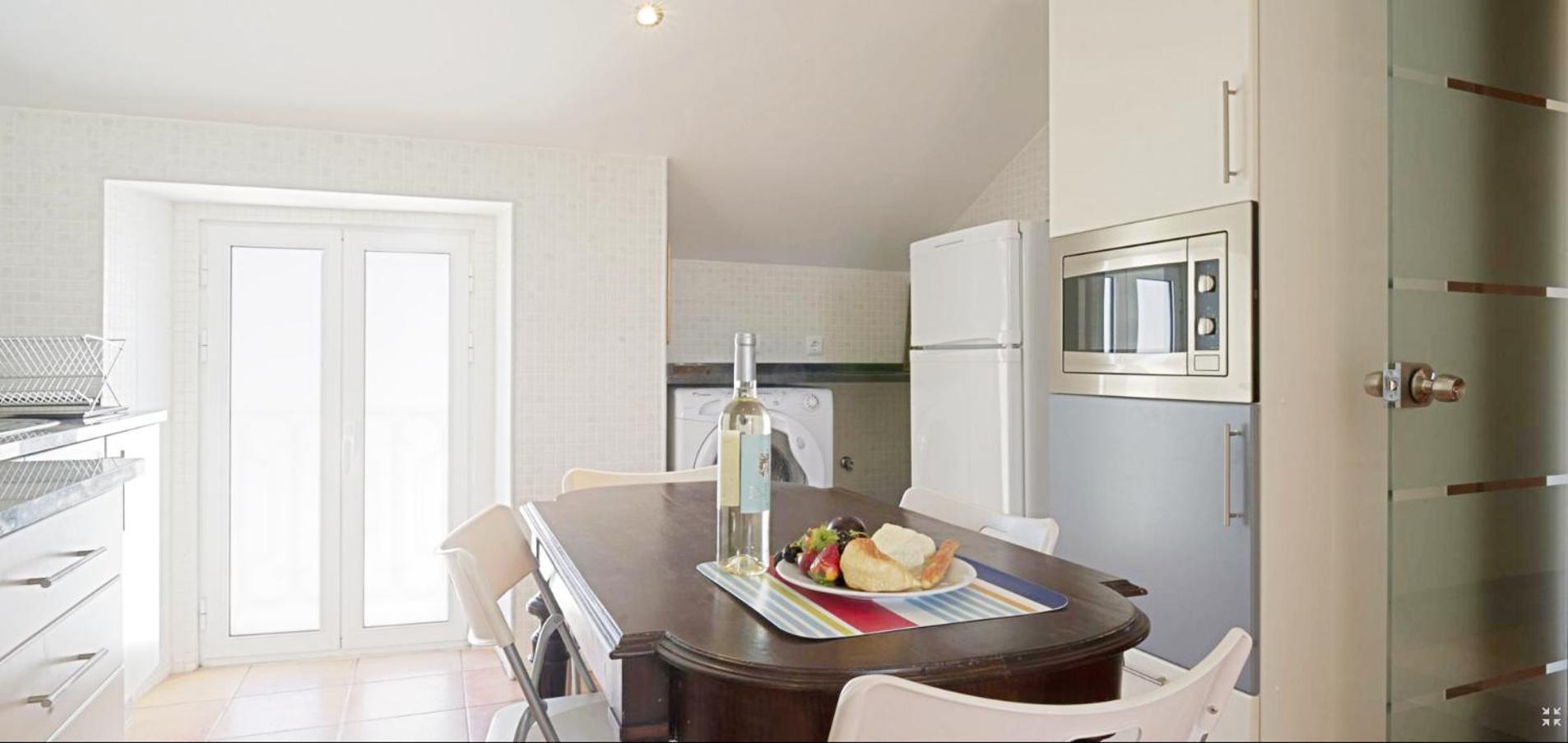 Апартаменти Guestready - Rare Terrace Apt, Historic Center Лісабон Екстер'єр фото